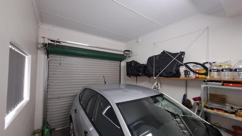 2 Bedroom Property for Sale in Stilbaai Wes Western Cape